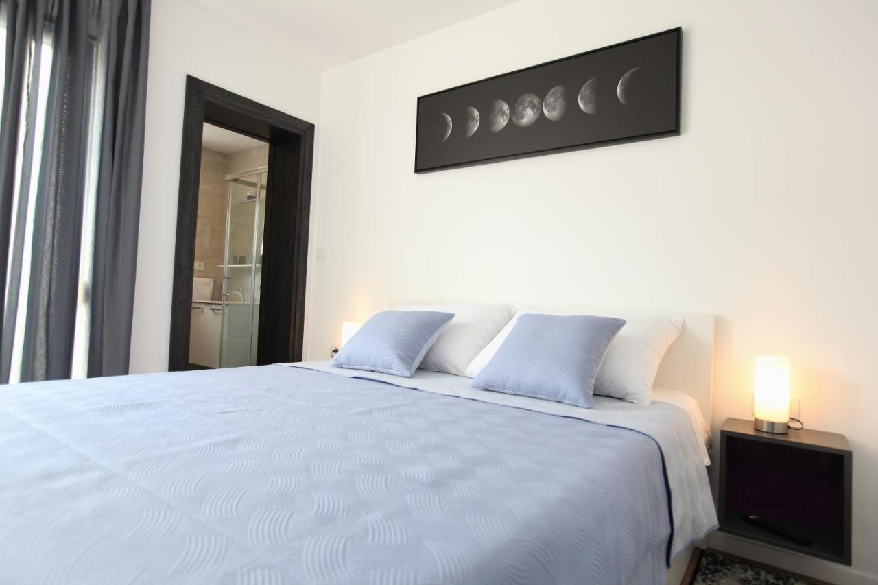 Apartmani Ive Trogir Exterior photo