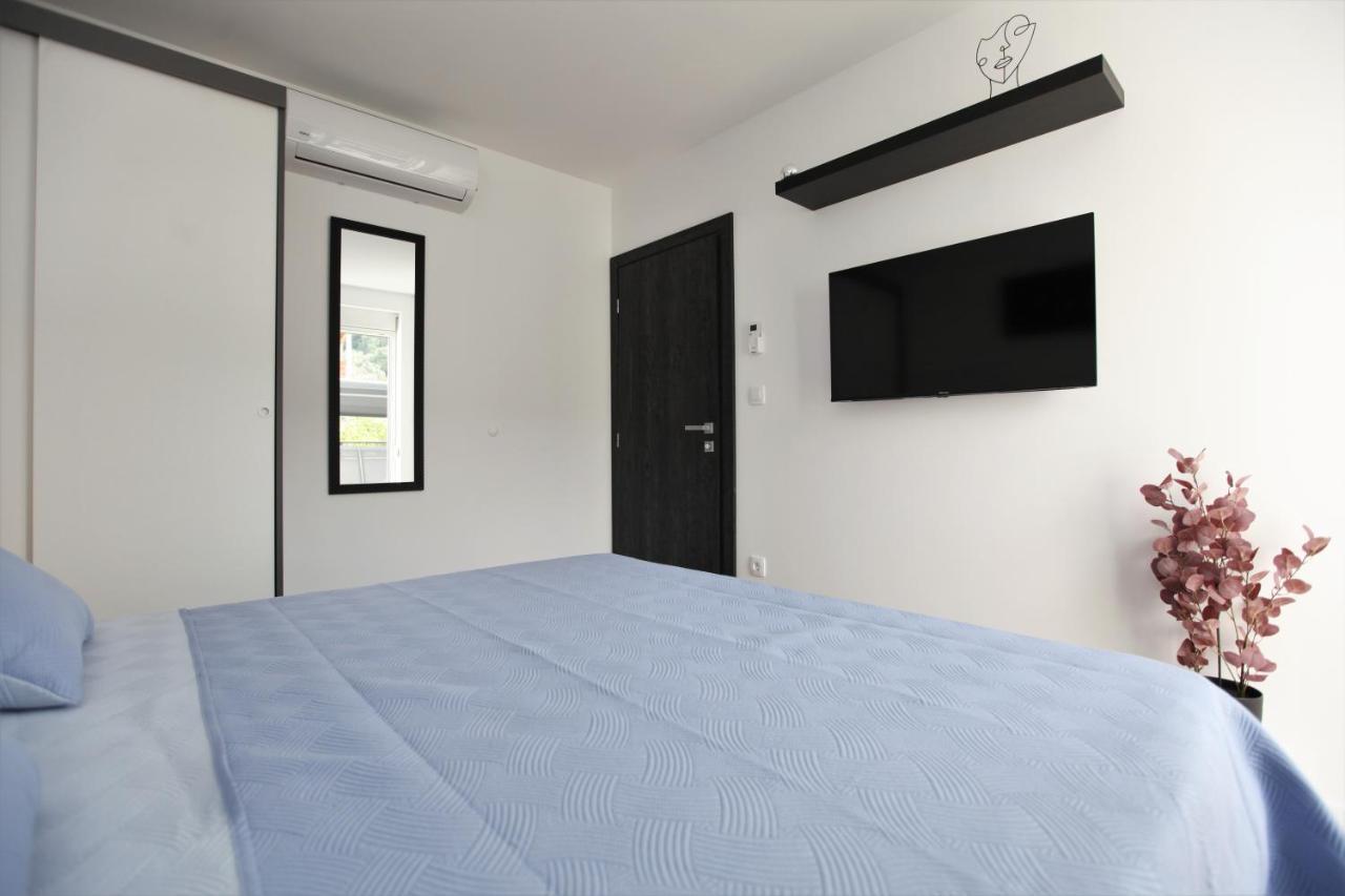 Apartmani Ive Trogir Exterior photo